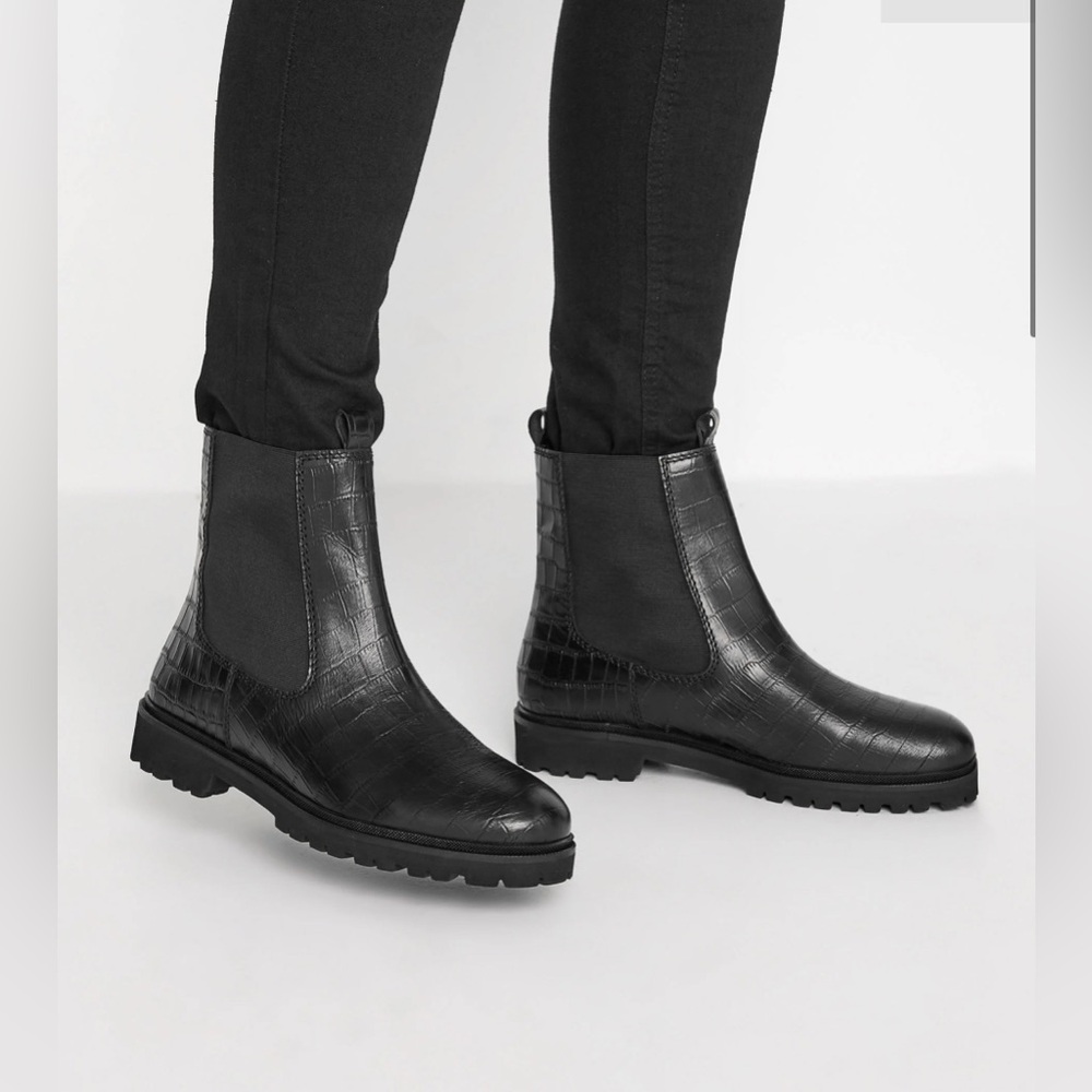 long tall sally Black Croc-Embossed Chelsea Ankle Boots